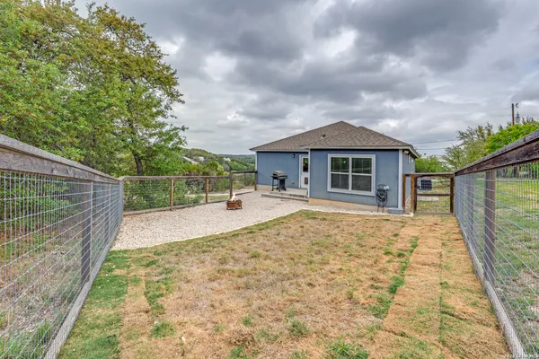 $255,000 | 560 Hillside Drive, Spring Branch, TX 78070