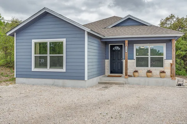 $255,000 | 560 Hillside Drive, Spring Branch, TX 78070