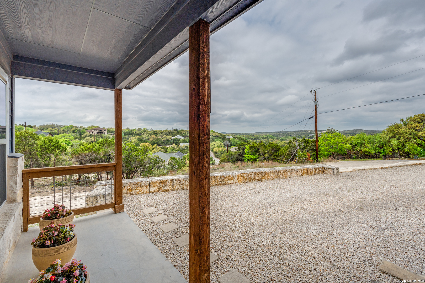 560 Hillside Drive Spring Branch, TX 78070 - Photo 5 of 36