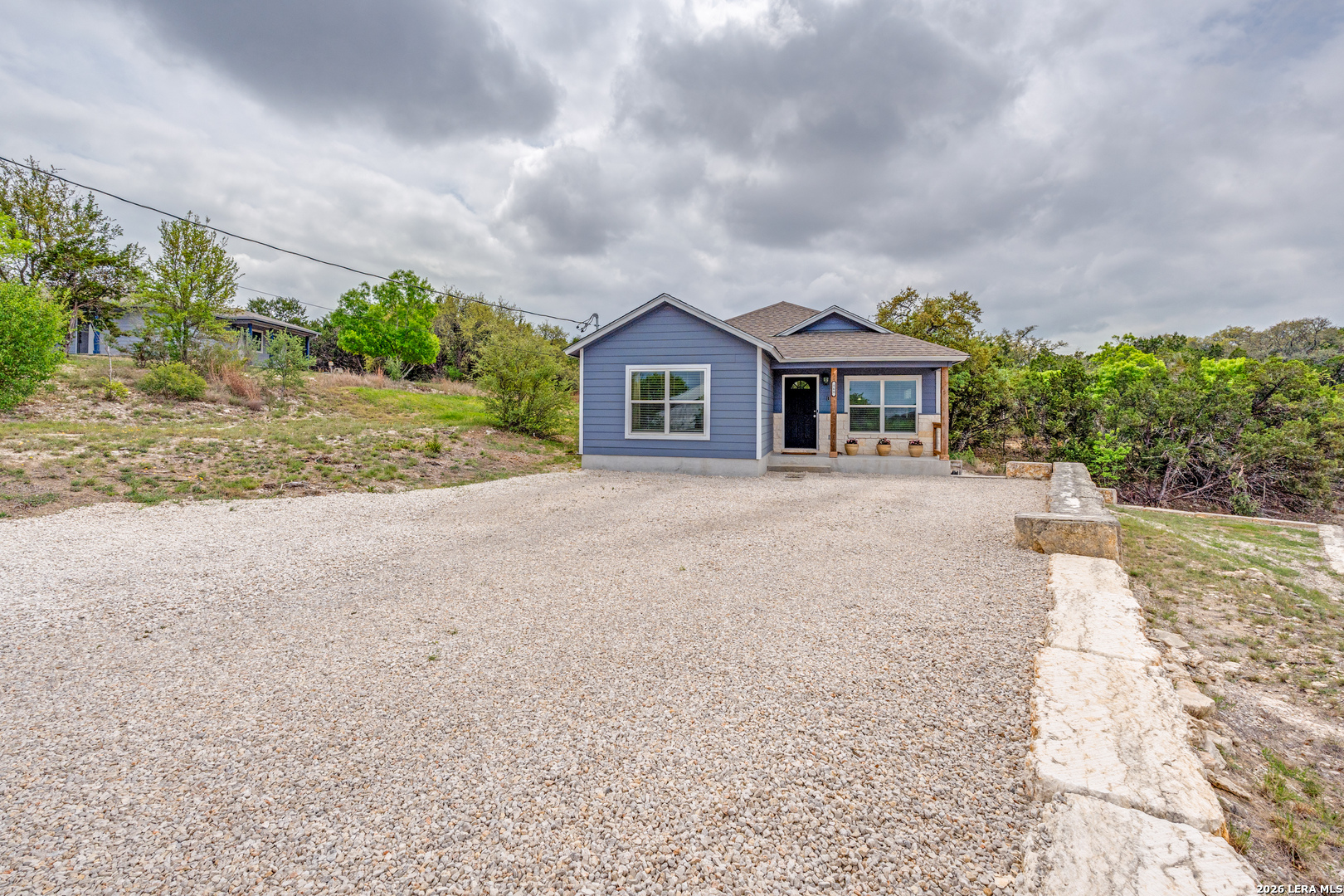 560 Hillside Drive Spring Branch, TX 78070 - Photo 8 of 36