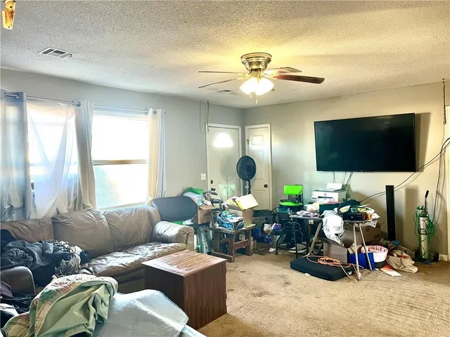 $229,900 | 13538 East Mission Road, Nevada, MO 64772