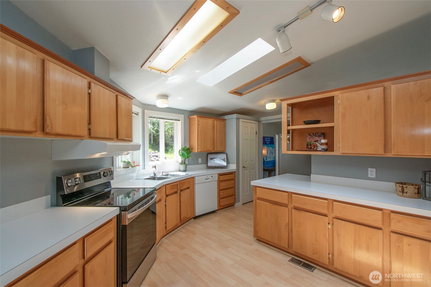 165 Wildcat Road Port Angeles, WA 98363 - Photo 18 of 40