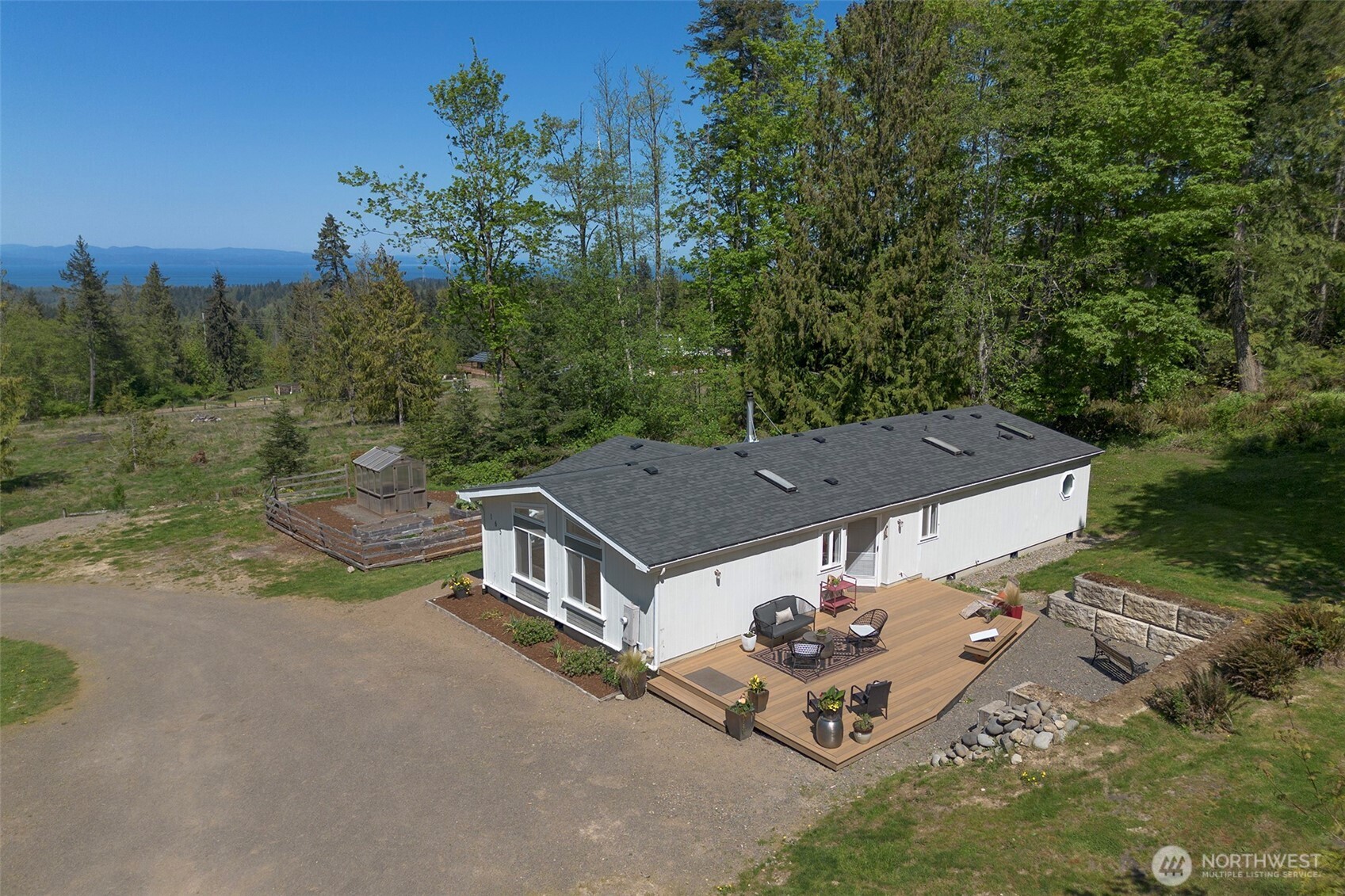165 Wildcat Road Port Angeles, WA 98363 - Photo 3 of 40