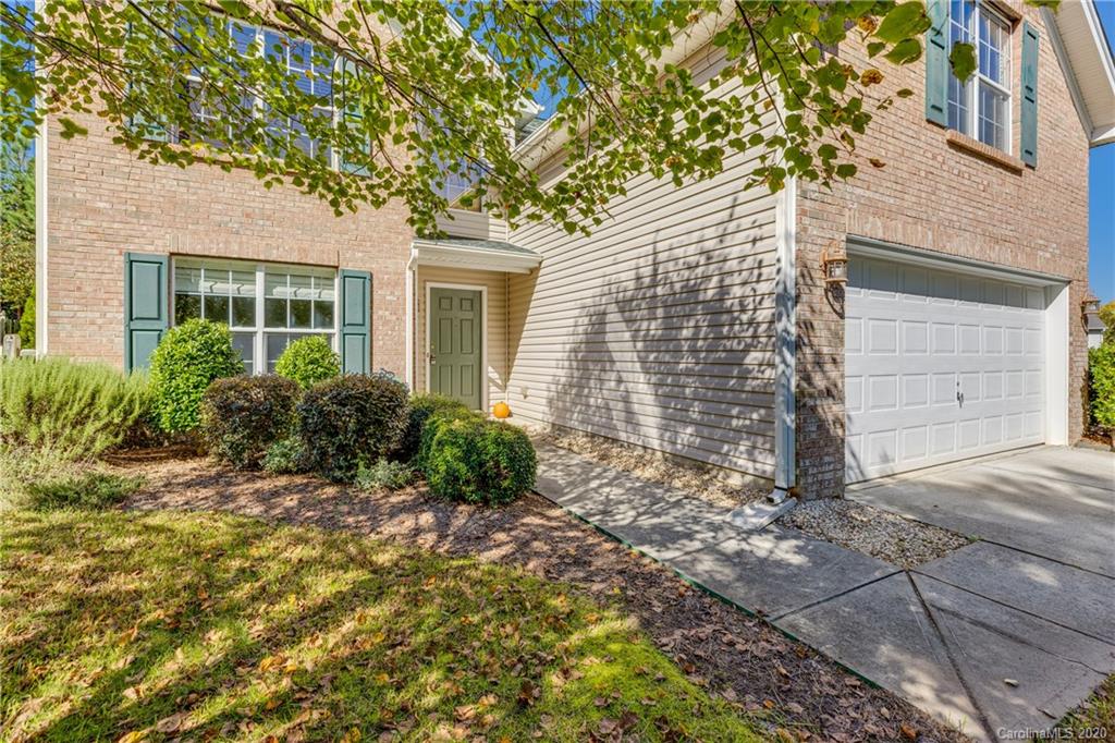 421 Sugar Maple Drive Tega Cay, SC 29708 - Photo 2 of 41 Gallery Image 2