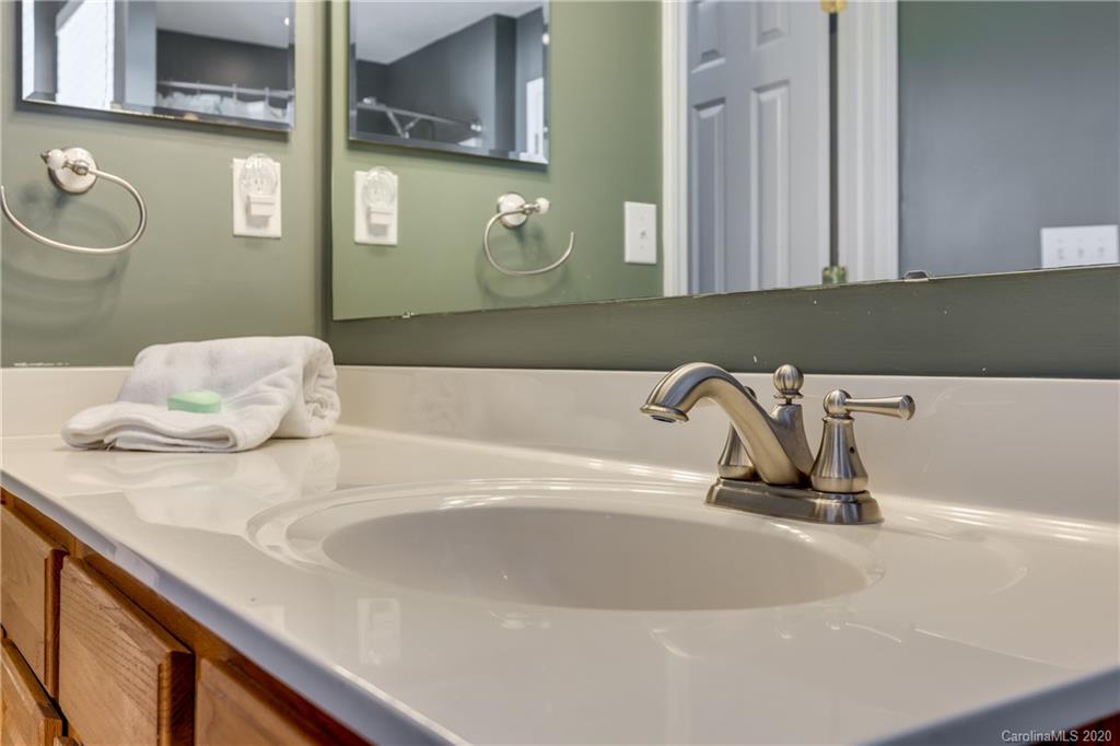 421 Sugar Maple Drive Tega Cay, SC 29708 - Photo 28 of 41 Gallery Image 28