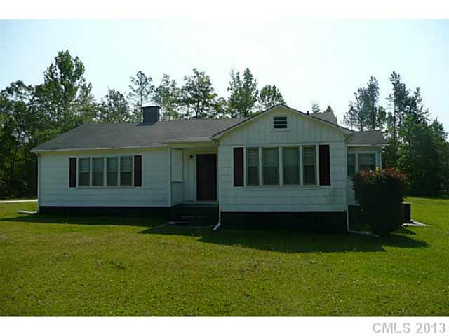 2543 Robert H Kirk Road Lancaster, SC 29720 - Photo 2 of 12 Gallery Image 2