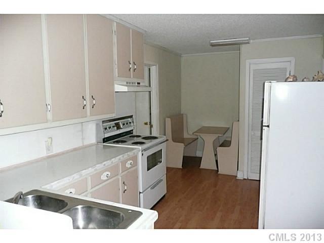 2543 Robert H Kirk Road Lancaster, SC 29720 - Photo 5 of 12 Gallery Image 5