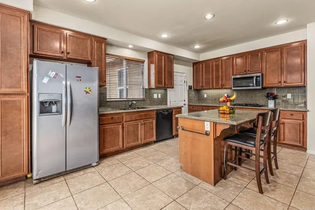 $615,900 | 35622 Denver Circle, Winchester, CA 92596