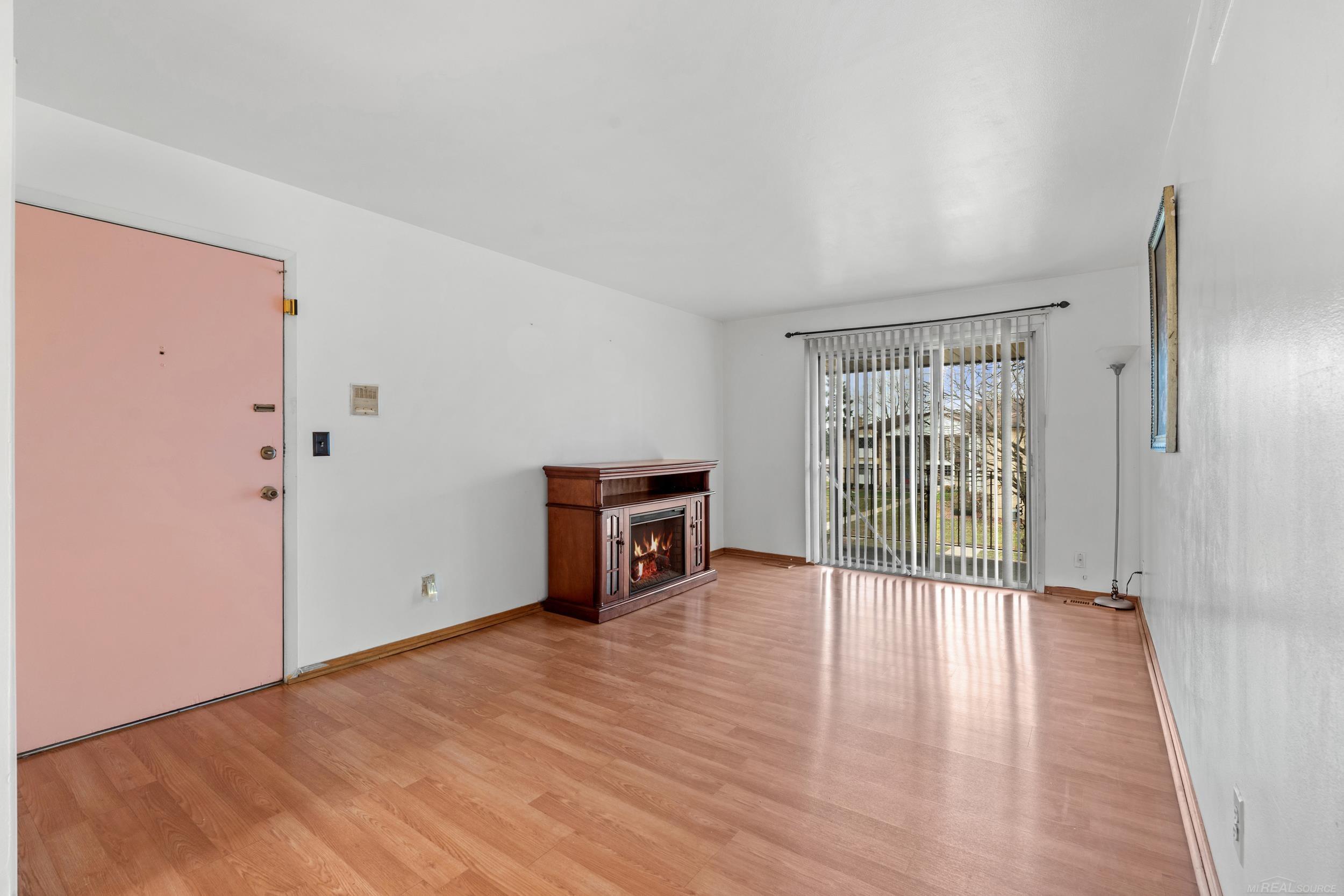 29265 Hayes Road Warren, MI 48088 - Photo 7 of 29