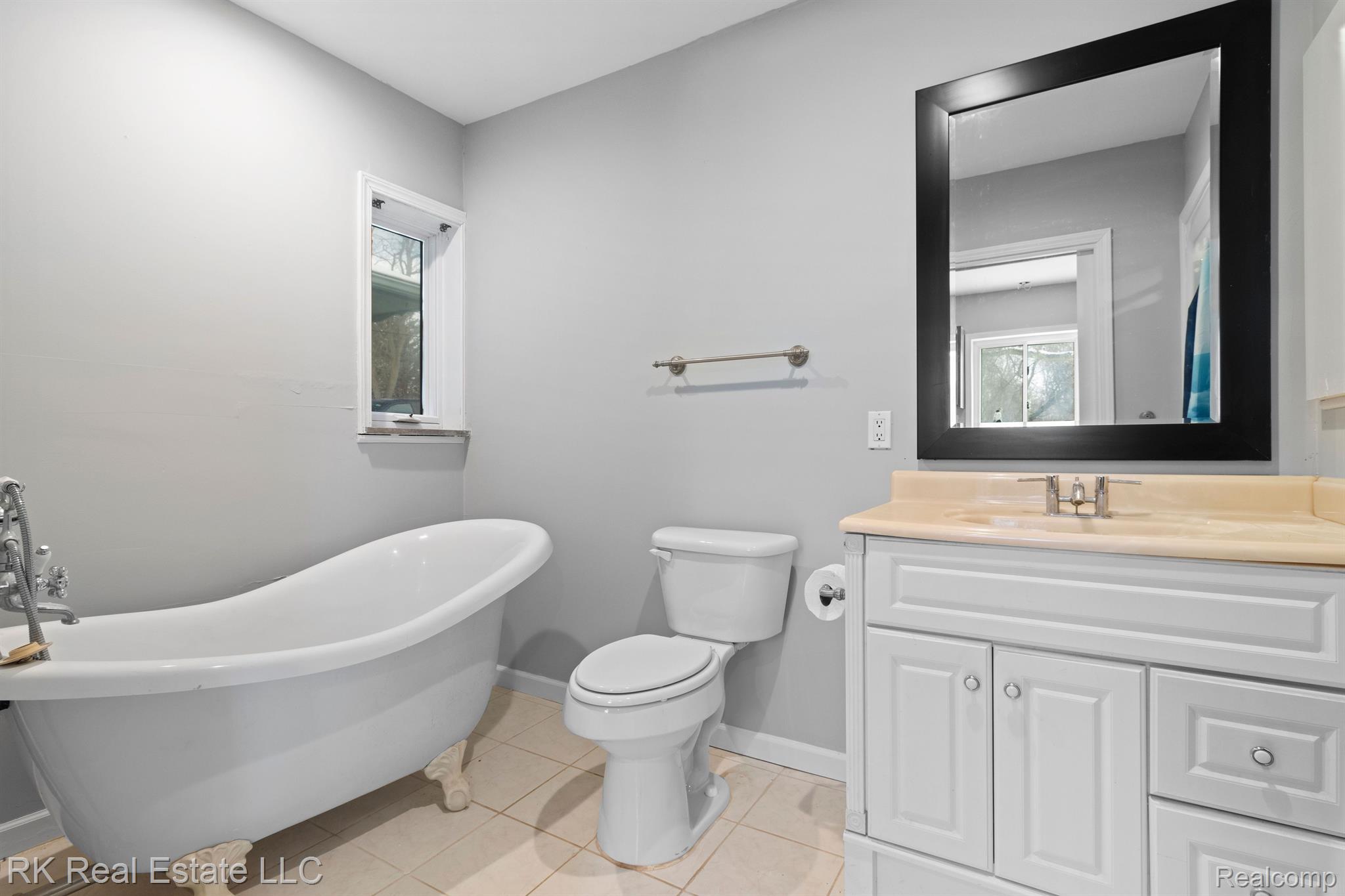 439 Benjamin Street Romeo, MI 48065 - Photo 12 of 26 Gallery Image 12