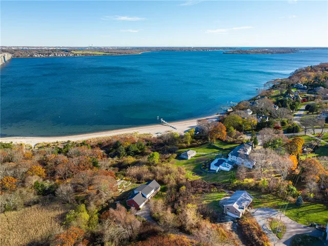 $1,195,000 | 227 Fleetwood Drive, North Kingstown, RI 02874