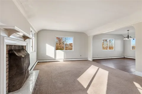 $1,195,000 | 227 Fleetwood Drive, North Kingstown, RI 02874