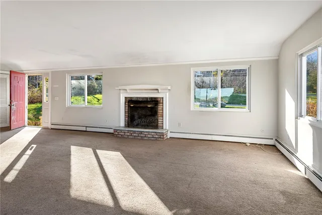 $1,195,000 | 227 Fleetwood Drive, North Kingstown, RI 02874