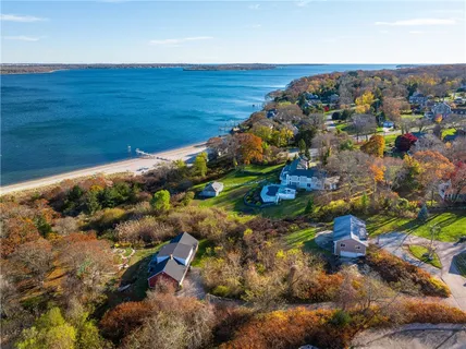 $1,195,000 | 227 Fleetwood Drive, North Kingstown, RI 02874