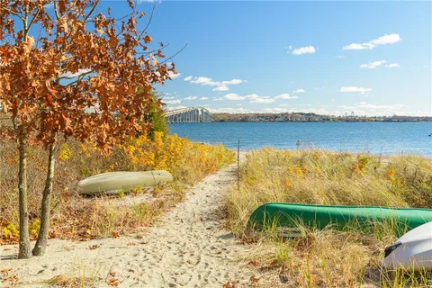 $1,195,000 | 227 Fleetwood Drive, North Kingstown, RI 02874