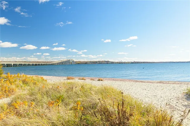 $1,195,000 | 227 Fleetwood Drive, North Kingstown, RI 02874