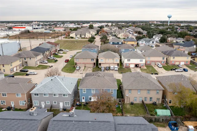 $415,000 | 6415 Waldron Drive, Houston, TX 77084