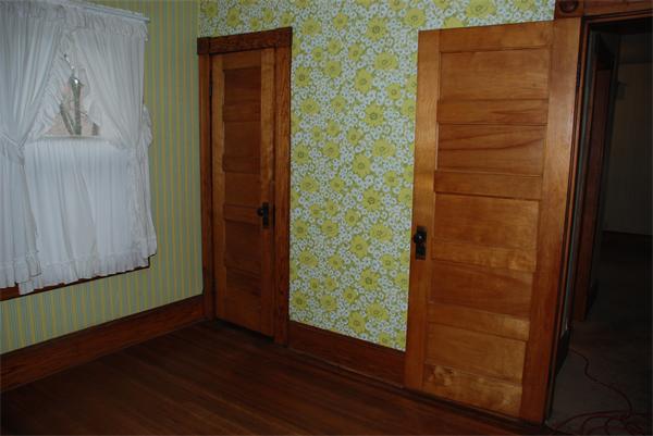 125 Stockman Street Springfield, MA 01104 - Photo 9 of 10 an empty room with wooden floor and windows