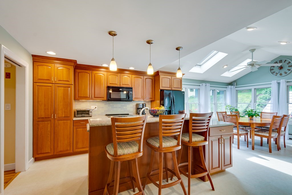 16 Johnson Road Winchester, MA 01890 - Photo 19 of 40 Gallery Image 19