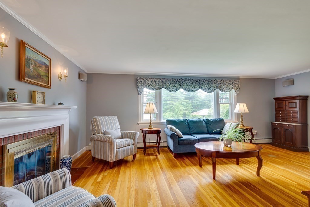16 Johnson Road Winchester, MA 01890 - Photo 10 of 40 Gallery Image 10