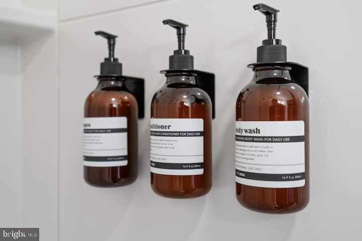 162 Forrest Street Basye, VA 22810 - Photo 32 of 41 a view of entryway