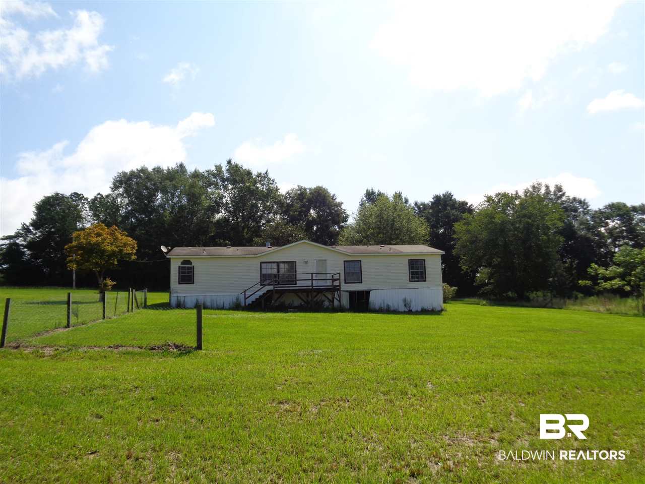 35 Rolling Hill Road East Brewton, AL 36426 - Photo 2 of 33