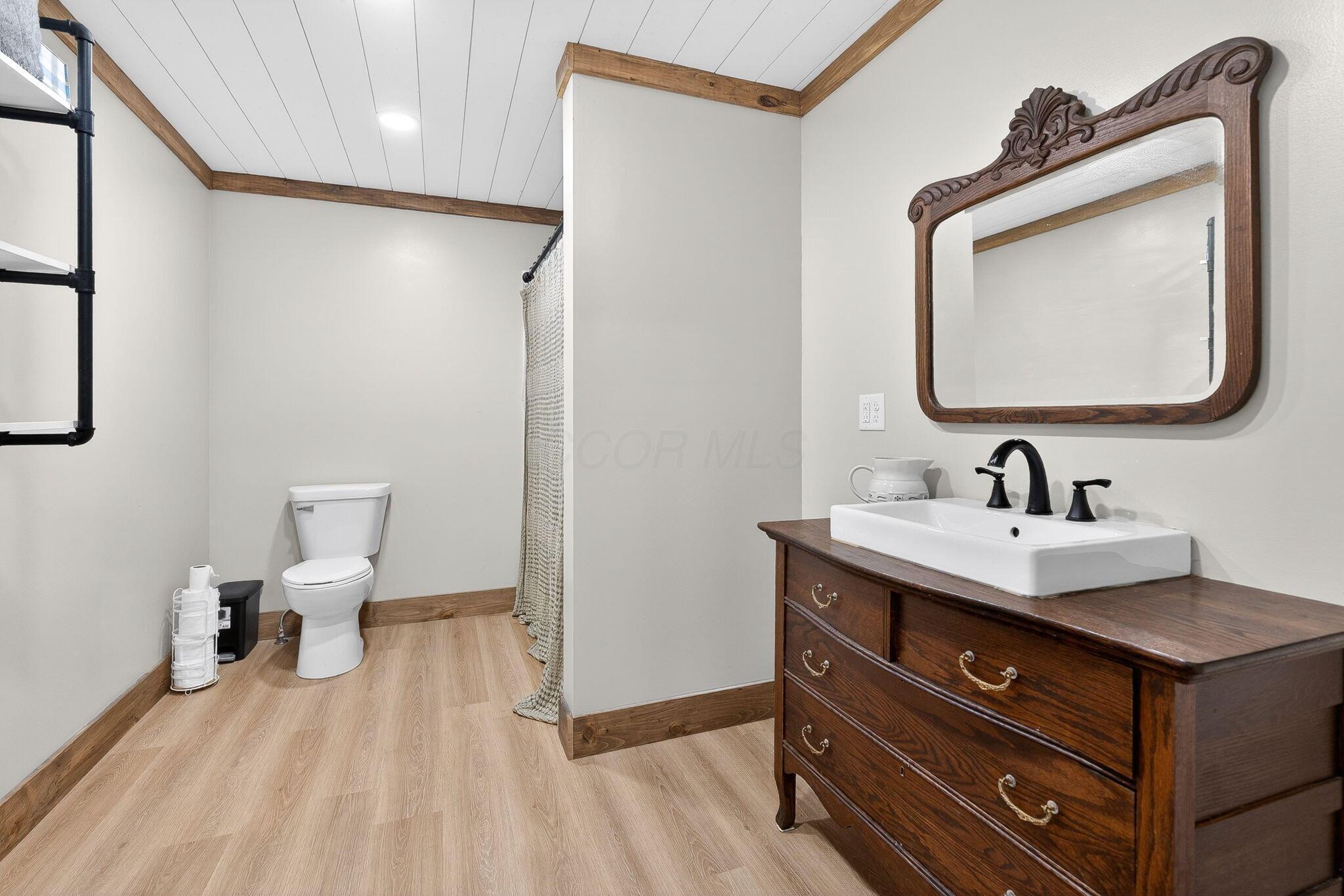 469 Larue-Marseilles Road La Rue, OH 43332 - Photo 12 of 26 469 Larue Marseilles (Interior)-40