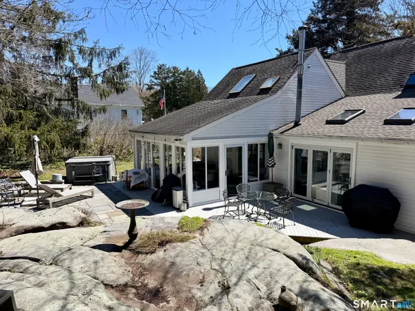 $12,000 | 509 Boston Post Road, Madison, CT 06443
