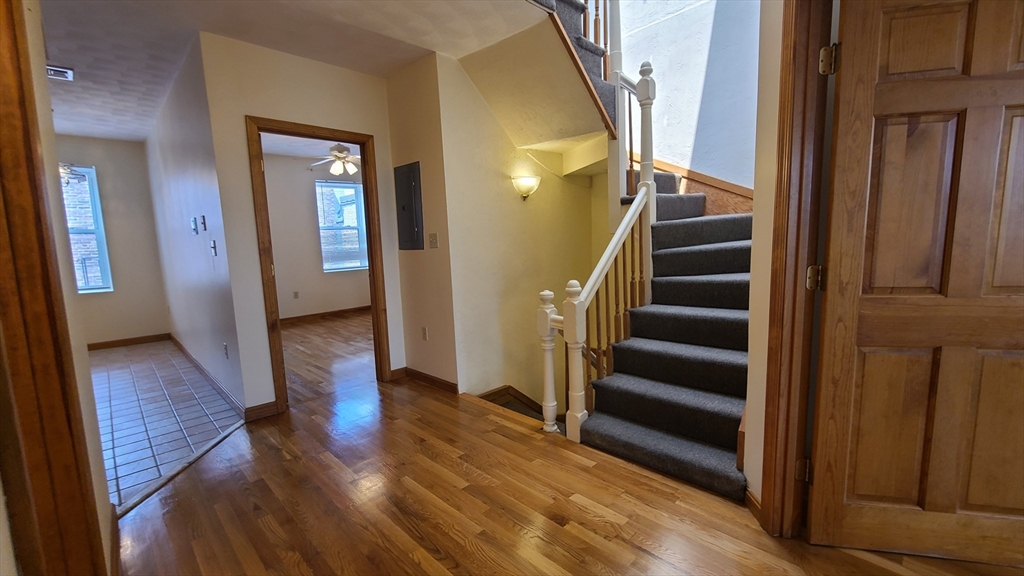 414 Hanover Street, Unit 5 Boston, MA 02113 - Photo 14 of 21