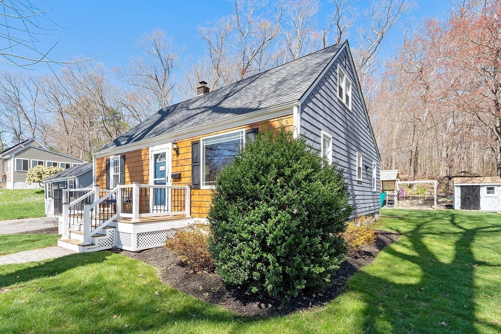 132 Northgate Road Northborough, MA 01532 - Photo 1 of 32 Gallery Image 1