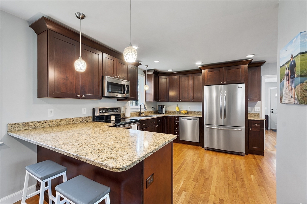 132 Northgate Road Northborough, MA 01532 - Photo 7 of 32 Gallery Image 7