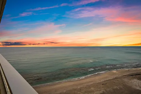 $1,195,000 | 5510 North Ocean Drive, Unit 11B, Singer Island, FL 33404
