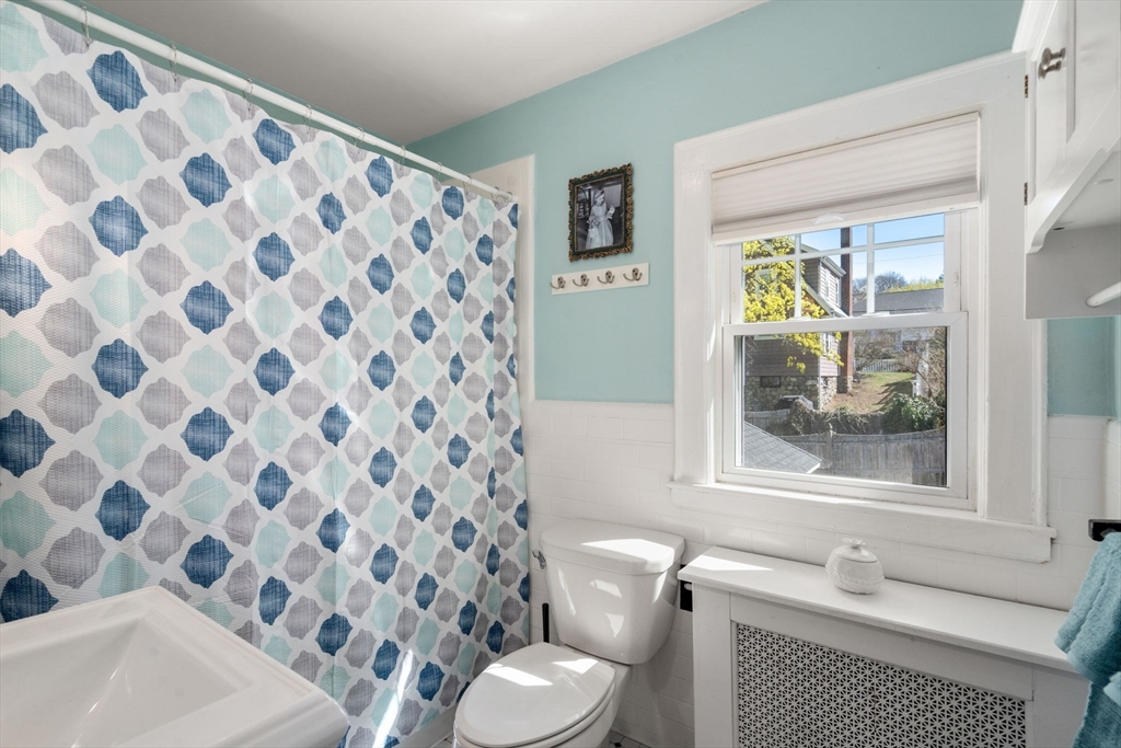 13 Longfellow Road Reading, MA 01867 - Photo 24 of 39 Gallery Image 24