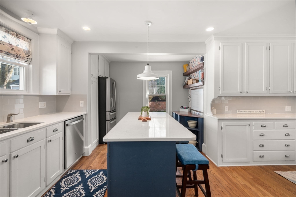 13 Longfellow Road Reading, MA 01867 - Photo 6 of 39 Gallery Image 6