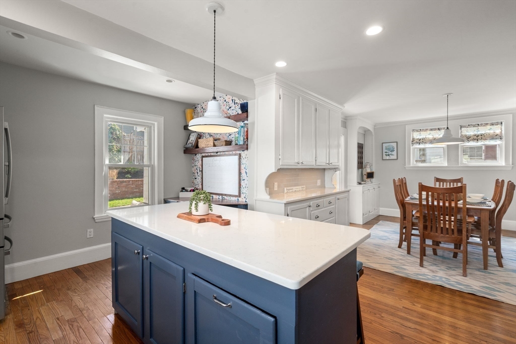 13 Longfellow Road Reading, MA 01867 - Photo 9 of 39 Gallery Image 9