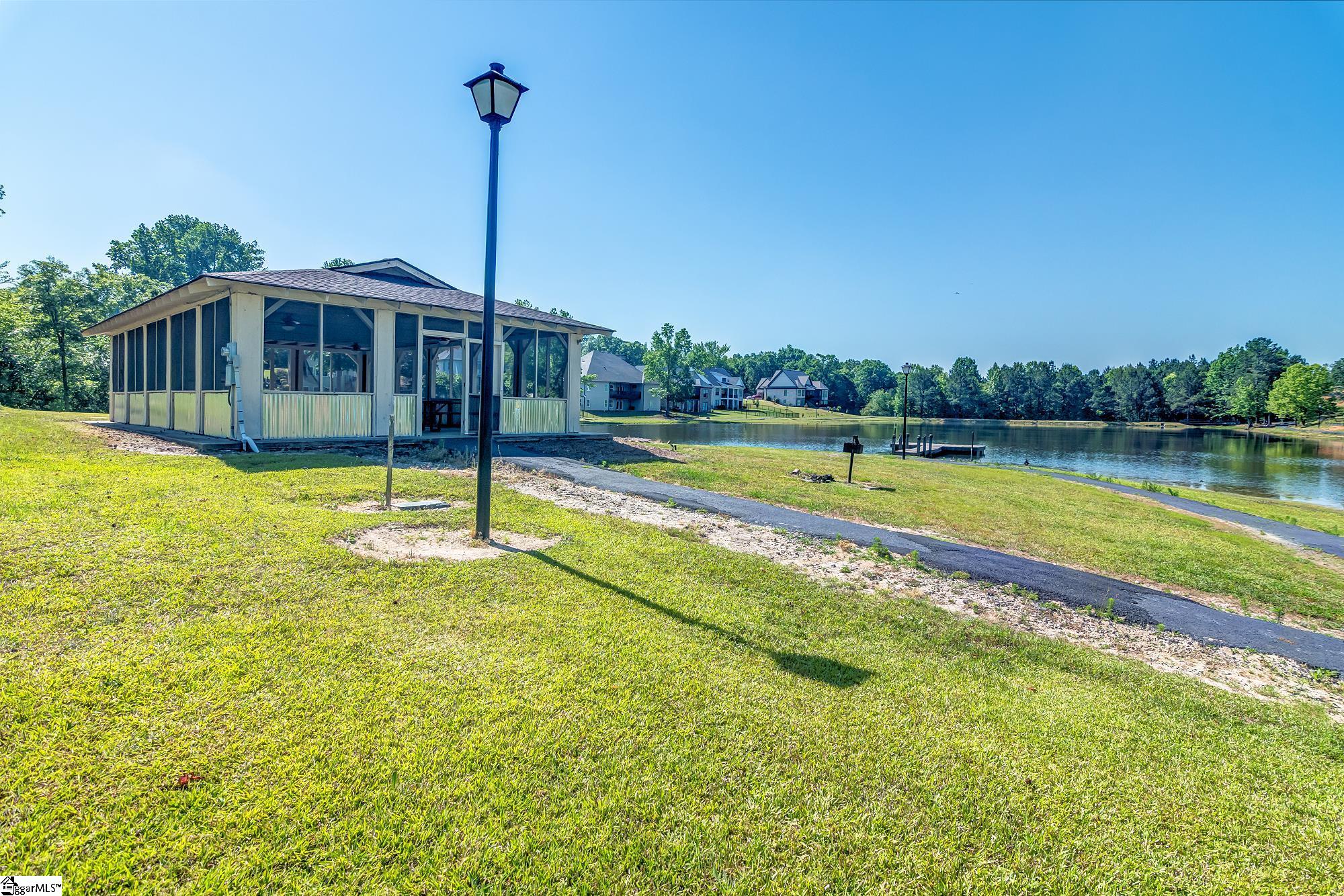 424 Congaree Road Roebuck, SC 29376 - Photo 7 of 20