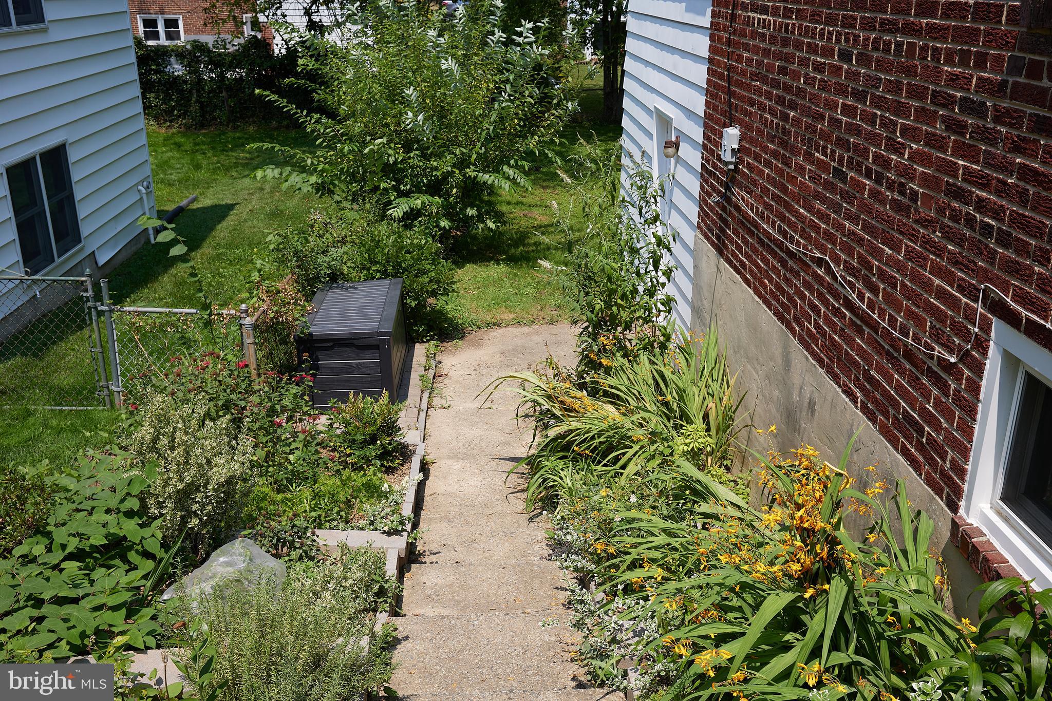 2319 Arthur Avenue Silver Spring, MD 20902 - Photo 36 of 40 Terraced Garden Leading to Backyard