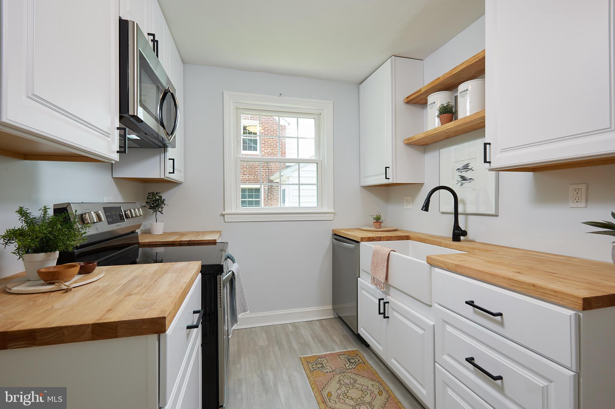 2319 Arthur Avenue Silver Spring, MD 20902 - Photo 9 of 40 Kitchen