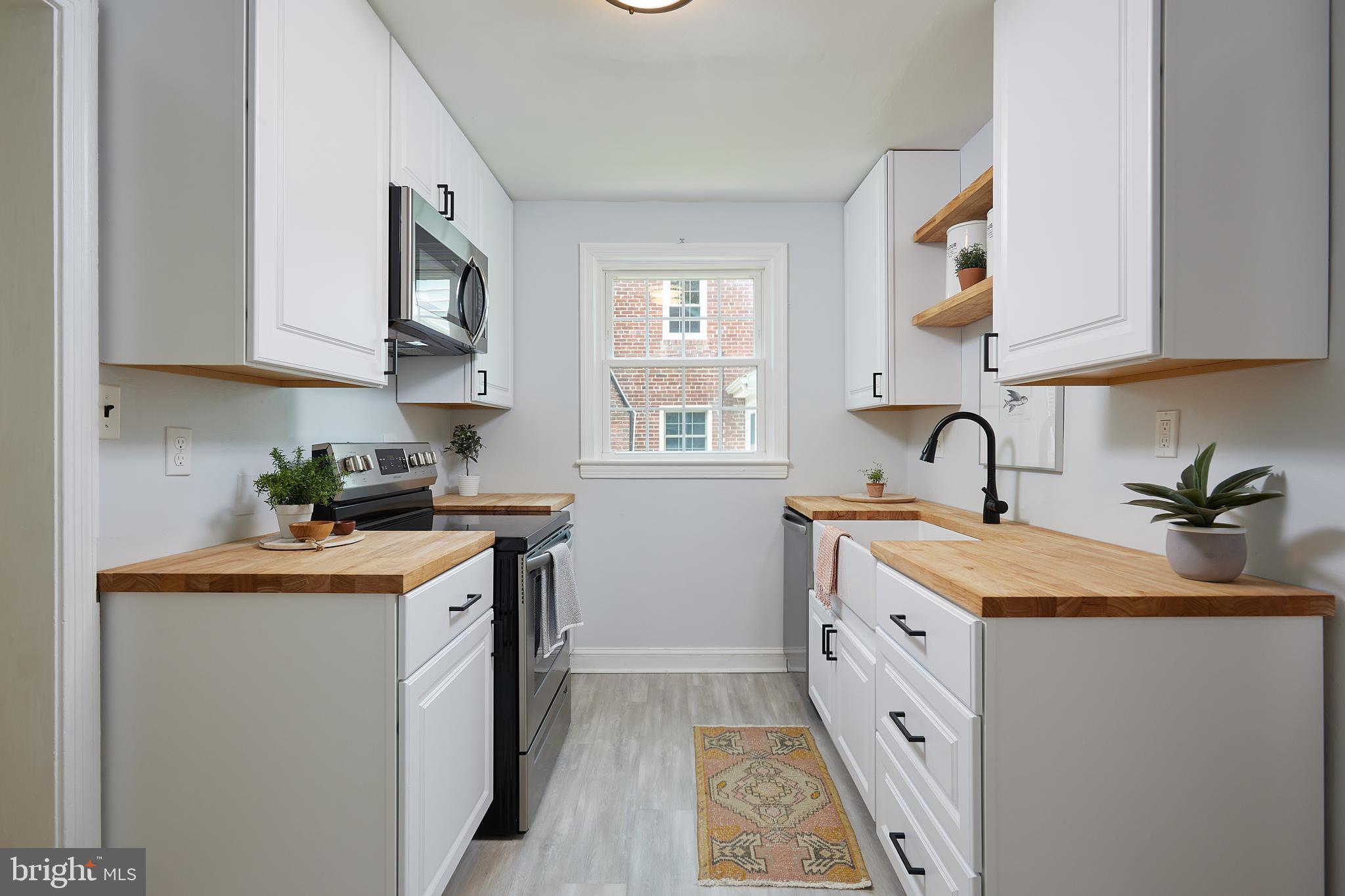 2319 Arthur Avenue Silver Spring, MD 20902 - Photo 10 of 40 Kitchen