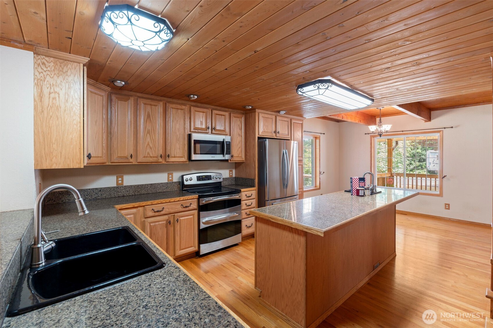 2256 Seminary Hill Road, Unit 33 Centralia, WA 98531 - Photo 6 of 40