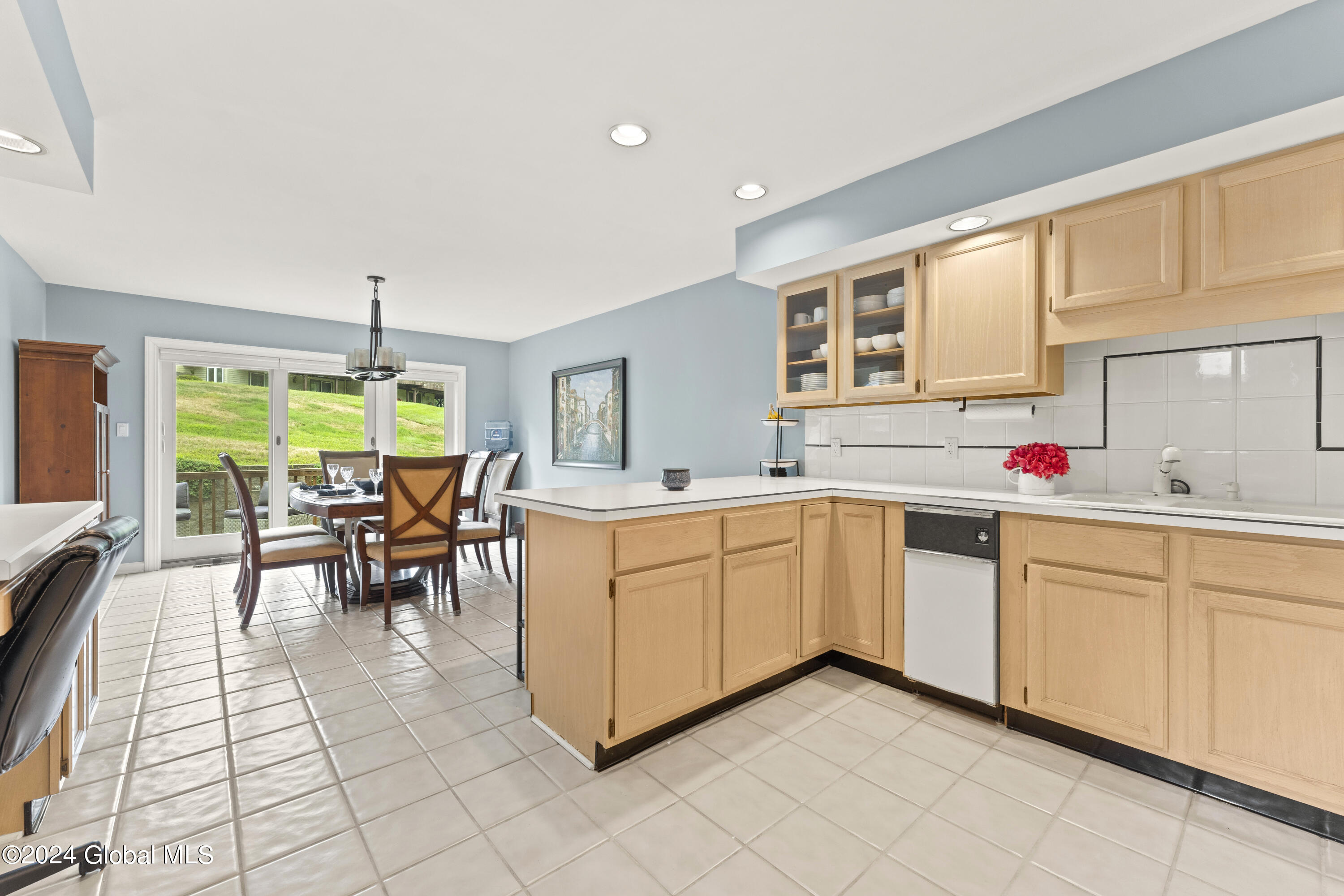 1 Pine Ridge Road Saratoga Springs, NY 12866 - Photo 8 of 33 32-DOD00197