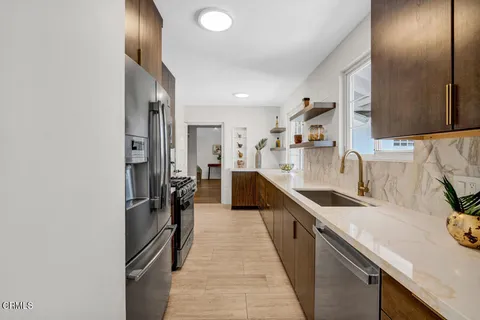 $1,499,000 | 2707 Alabama Street, La Crescenta, CA 91214