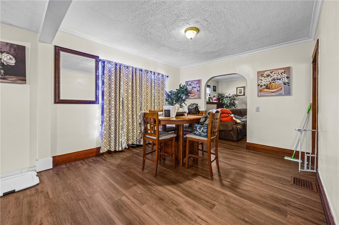 35 Malling Drive Rochester, NY 14621 - Photo 6 of 25 Gallery Image 6