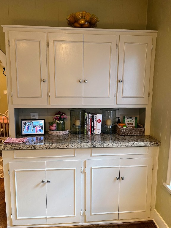 2106 Colquitt Street Houston, TX 77098 - Photo 16 of 31 a kitchen with stainless steel appliances granite countertop a sink a stove and cabinets