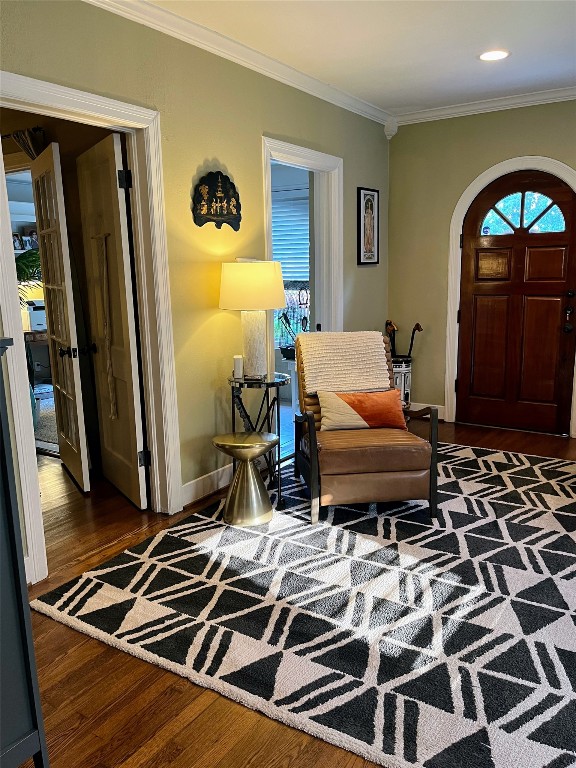 2106 Colquitt Street Houston, TX 77098 - Photo 9 of 31 a living room with furniture and a rug