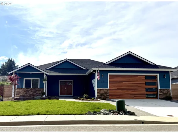 $733,400 | 1232 Lighthouse Lane, Brookings, OR 97415