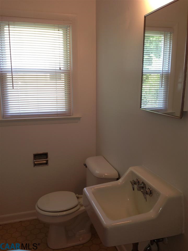 115 Westerly Avenue, Unit A Charlottesville, VA 22903 - Photo 7 of 8 Gallery Image 7