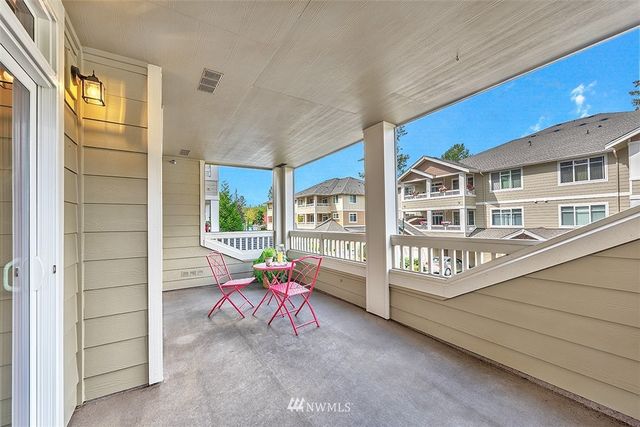 $382,000 | 23925 Northeast 115th Lane, Unit 204, Redmond, WA 98053