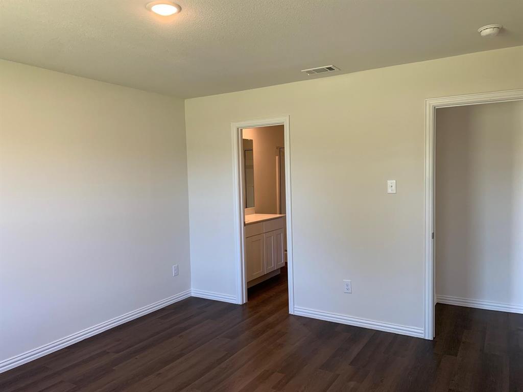 413 East Hull Street Denison, TX 75021 - Photo 11 of 22