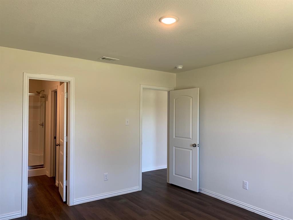 413 East Hull Street Denison, TX 75021 - Photo 12 of 22